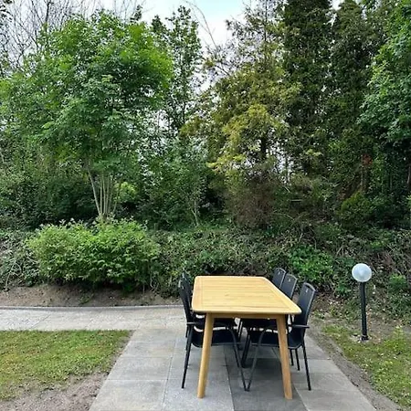 Groot Huis Met Tuin Bij Zee 奥德多普